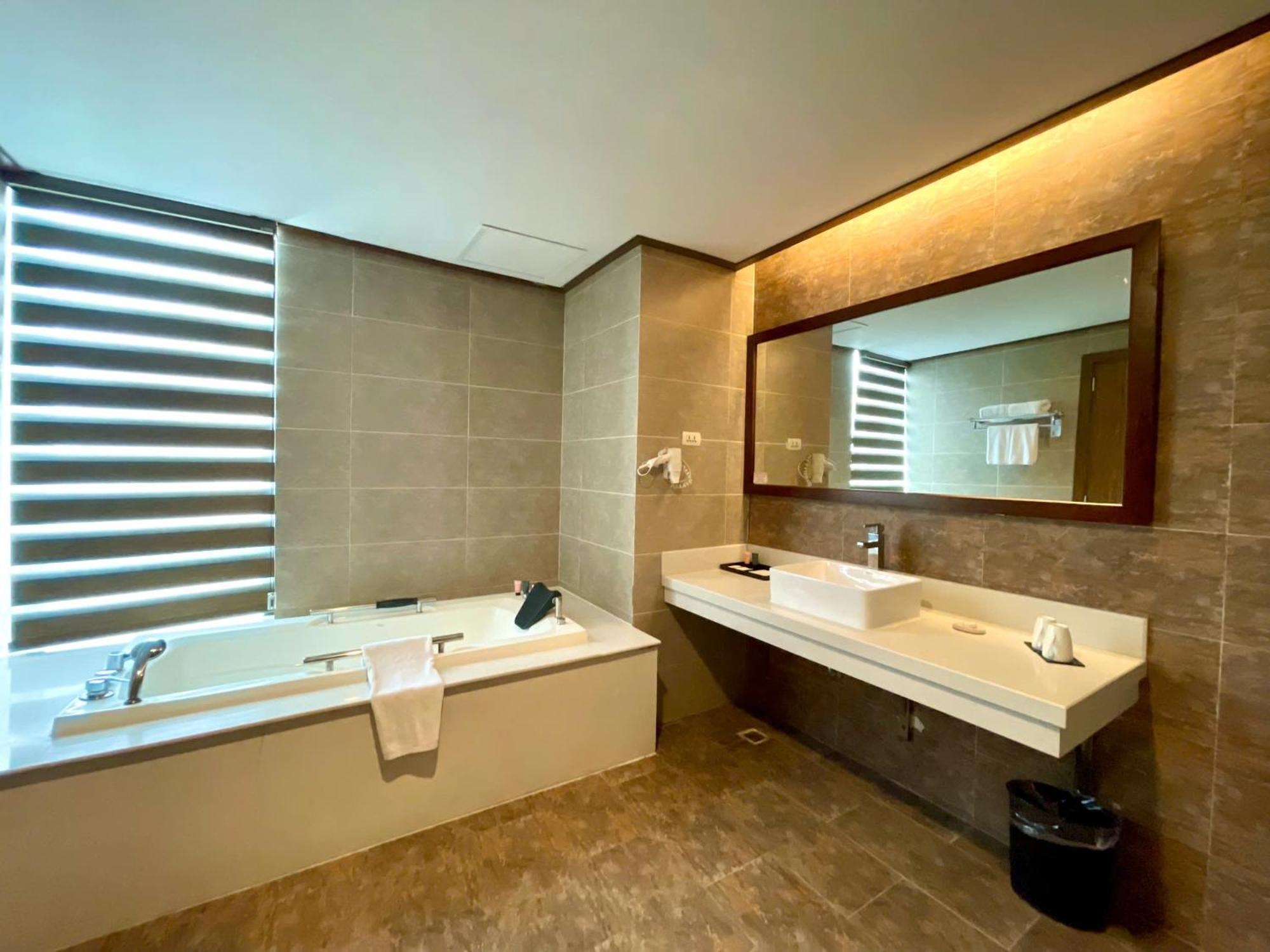 Muong Thanh Grand Xa La Hotel Hanoi Eksteriør bilde